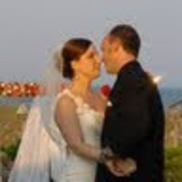 Meet your Posher, Bethany - Picture 1 of 1